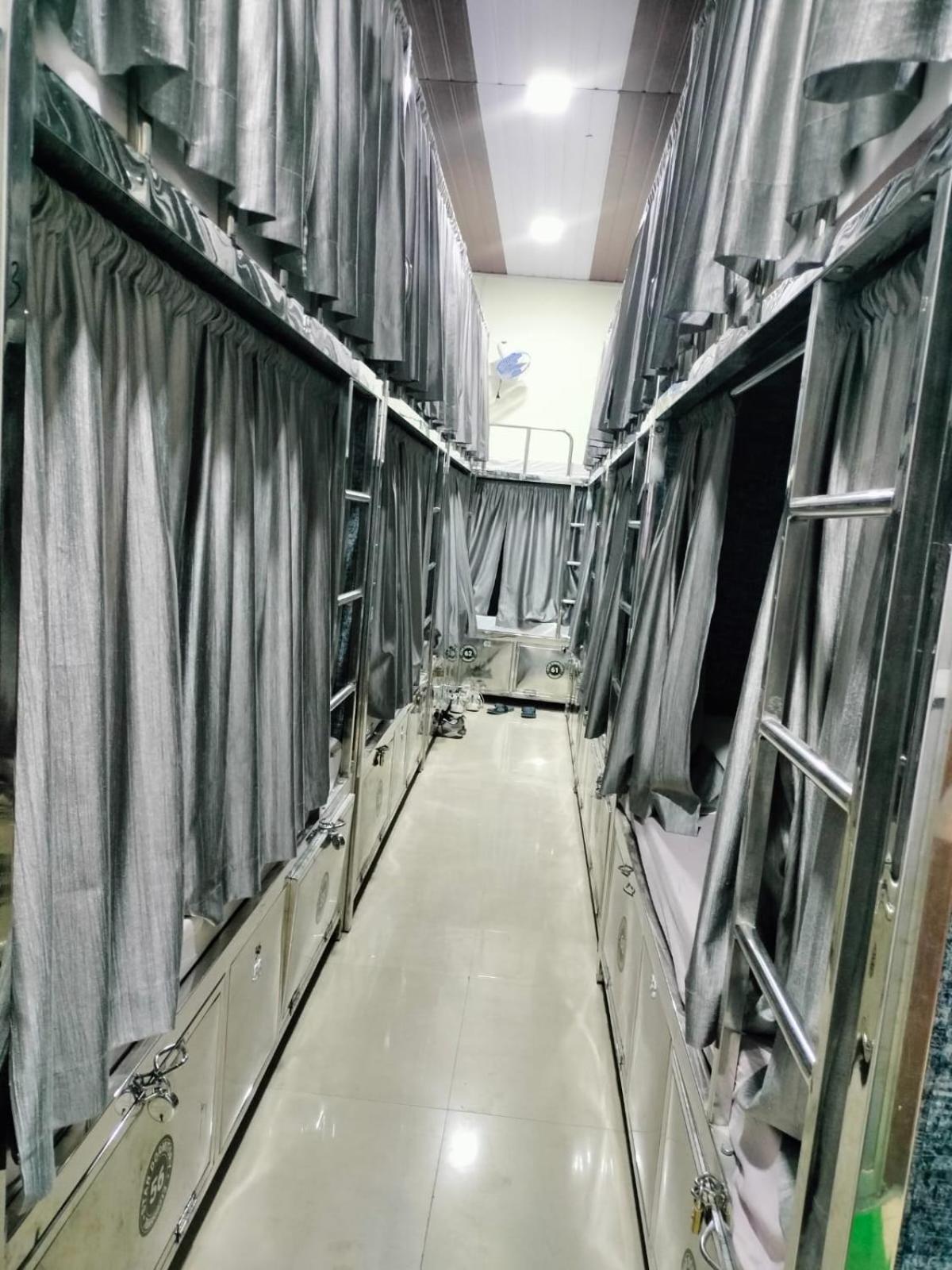 Star Dormitory Mumbai  Buitenkant foto