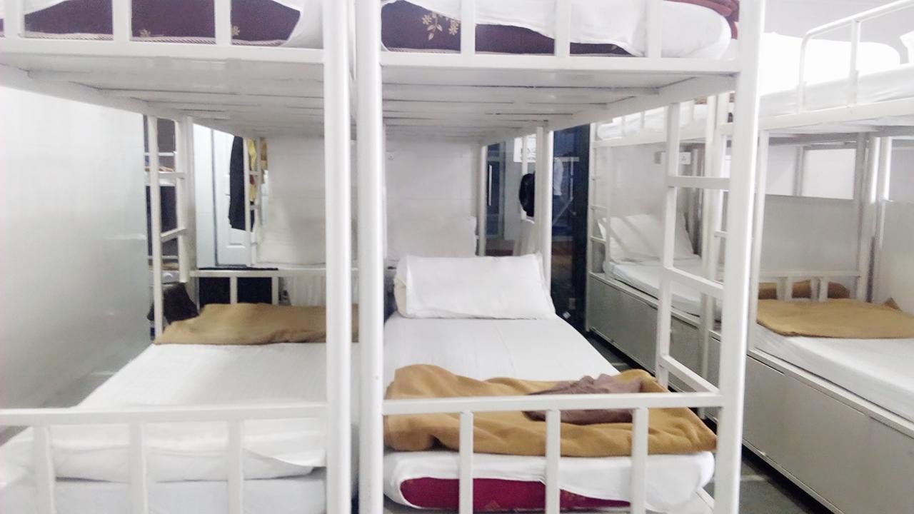 Star Dormitory Mumbai  Buitenkant foto