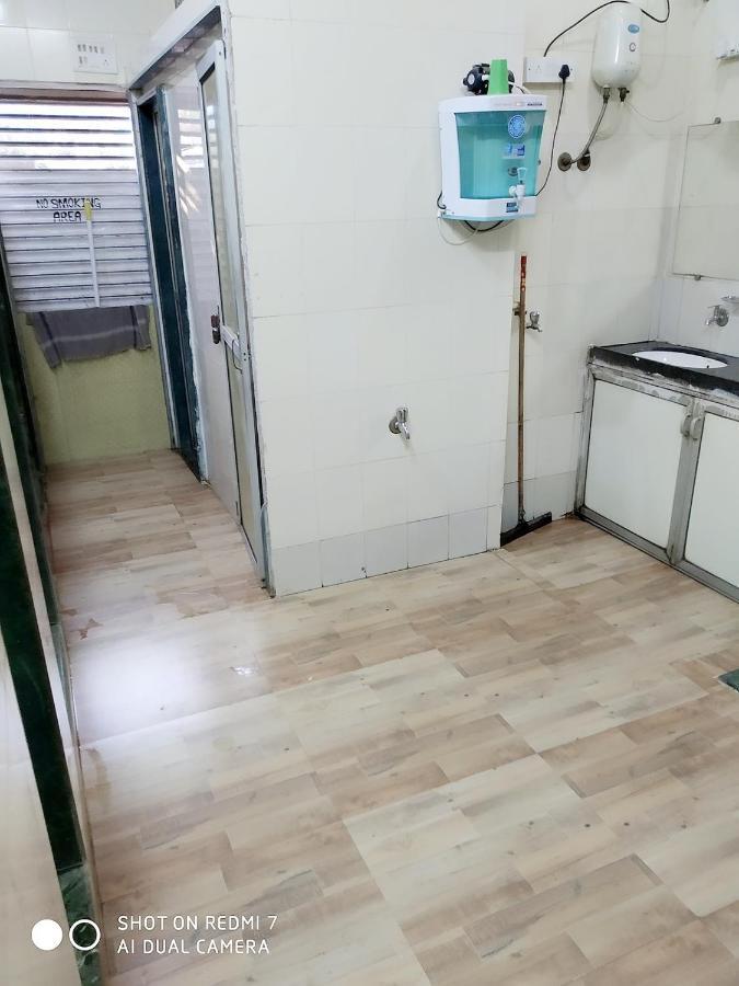 Star Dormitory Mumbai  Buitenkant foto